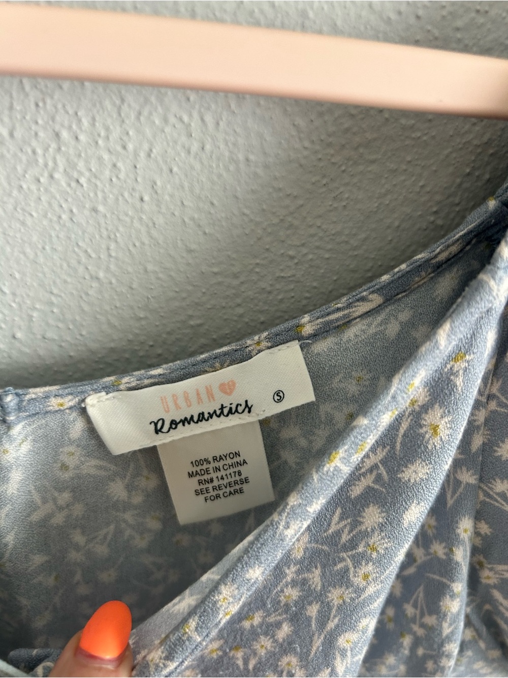 URBAN Romantics Light Blue Floral Button-Front Peplum Blouse - Picture 5 of 6